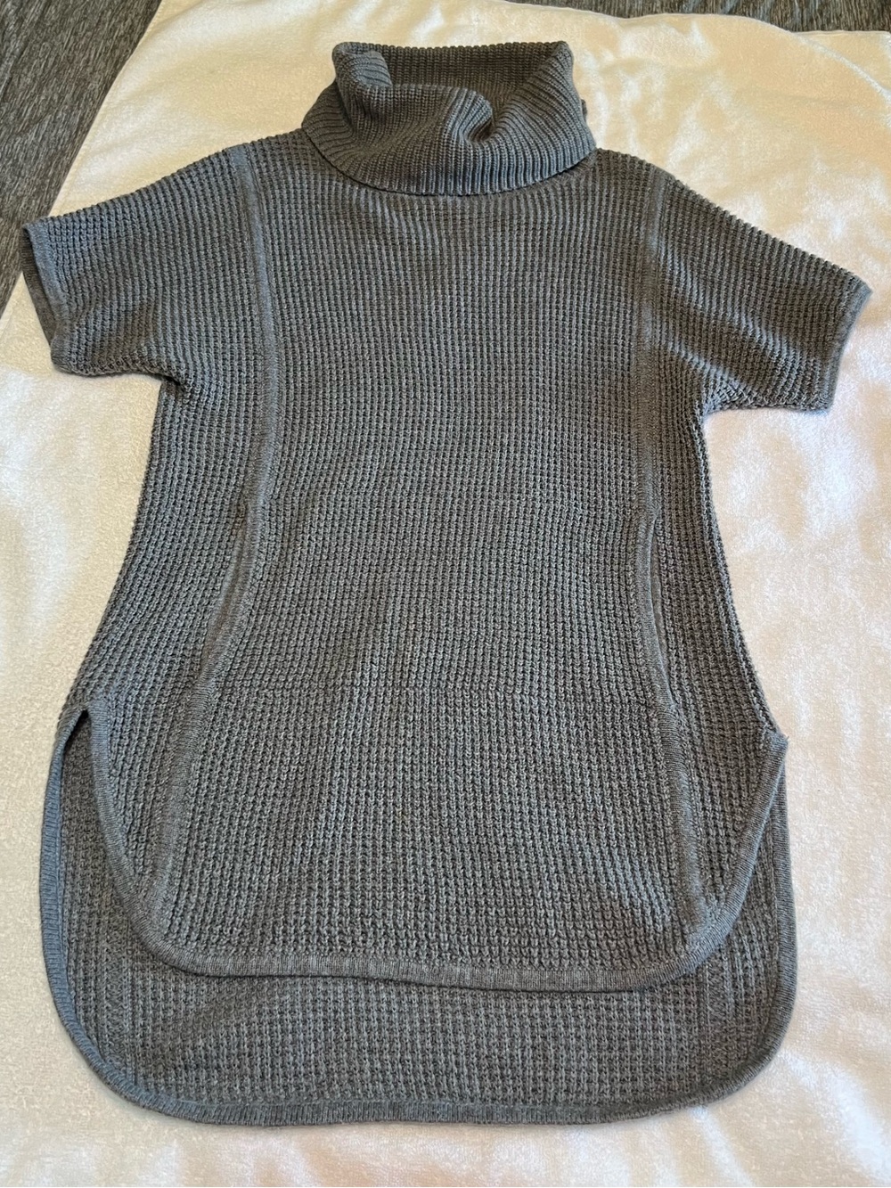 UGG Gray Short-Sleeve Turtleneck Knit Tunic
